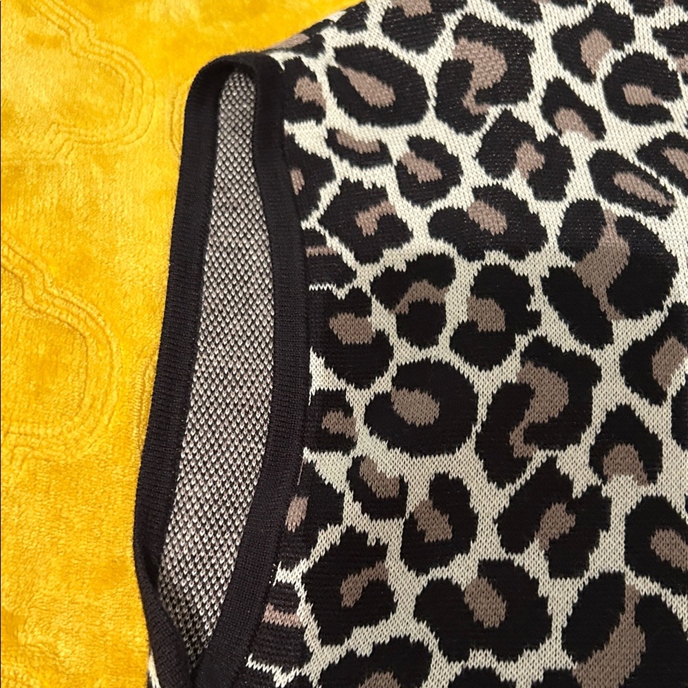 Leopard Print Sleeveless Cardigan Chicos, size small - Picture 7 of 10